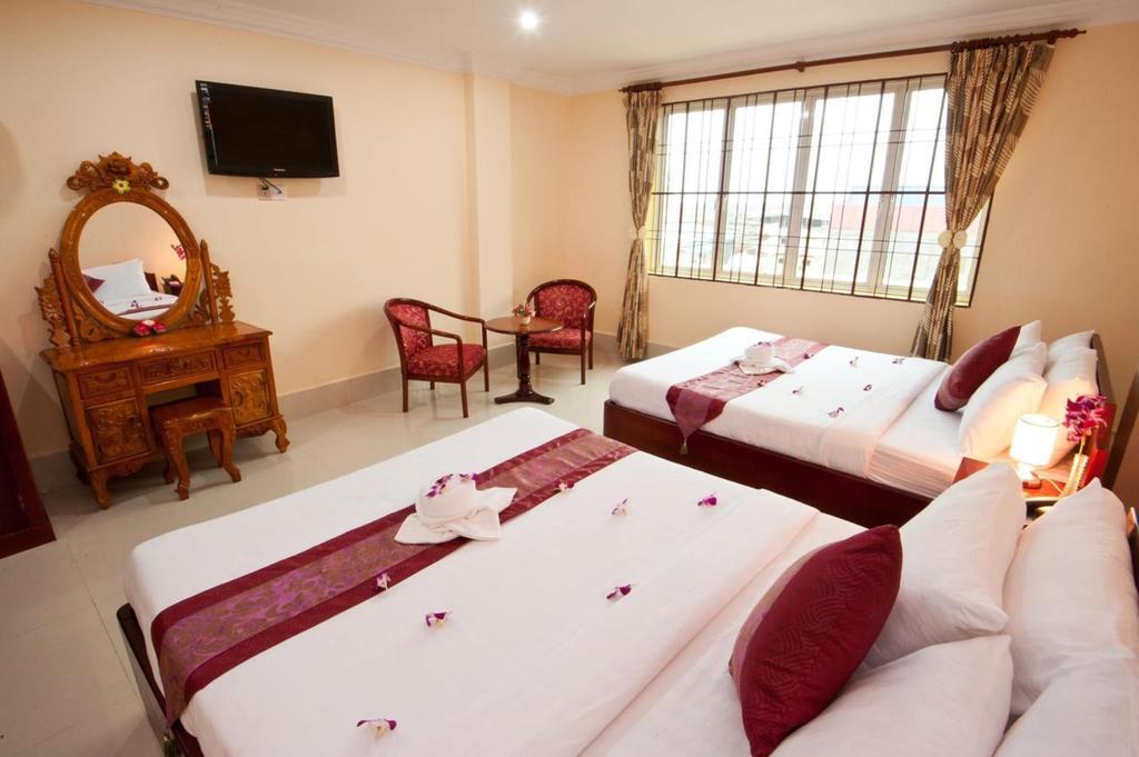 Mittapheap Hotel Kampot Dış mekan fotoğraf